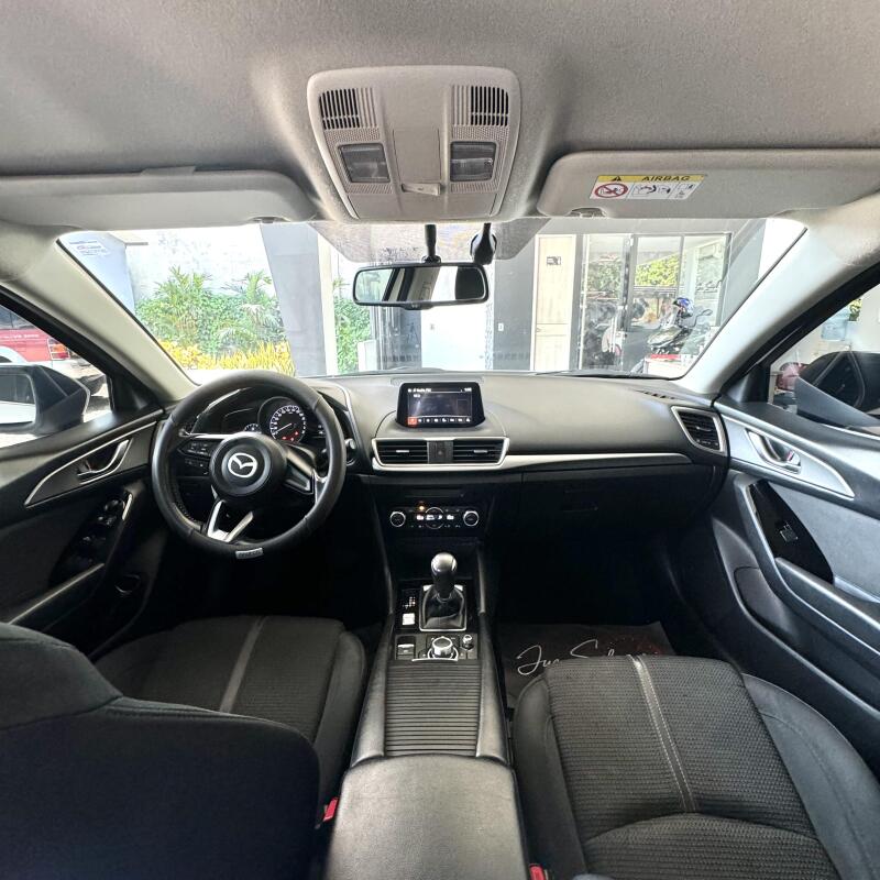 MAZDA 3 TOURING 2017