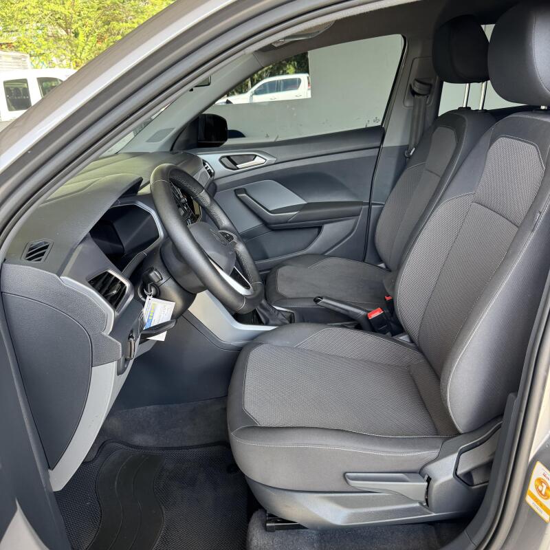 VOLKSWAGEN T-CROSS 2024