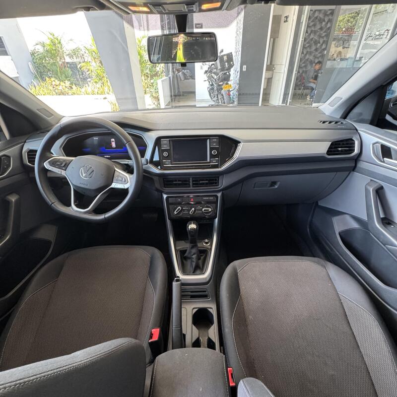 VOLKSWAGEN T-CROSS 2024