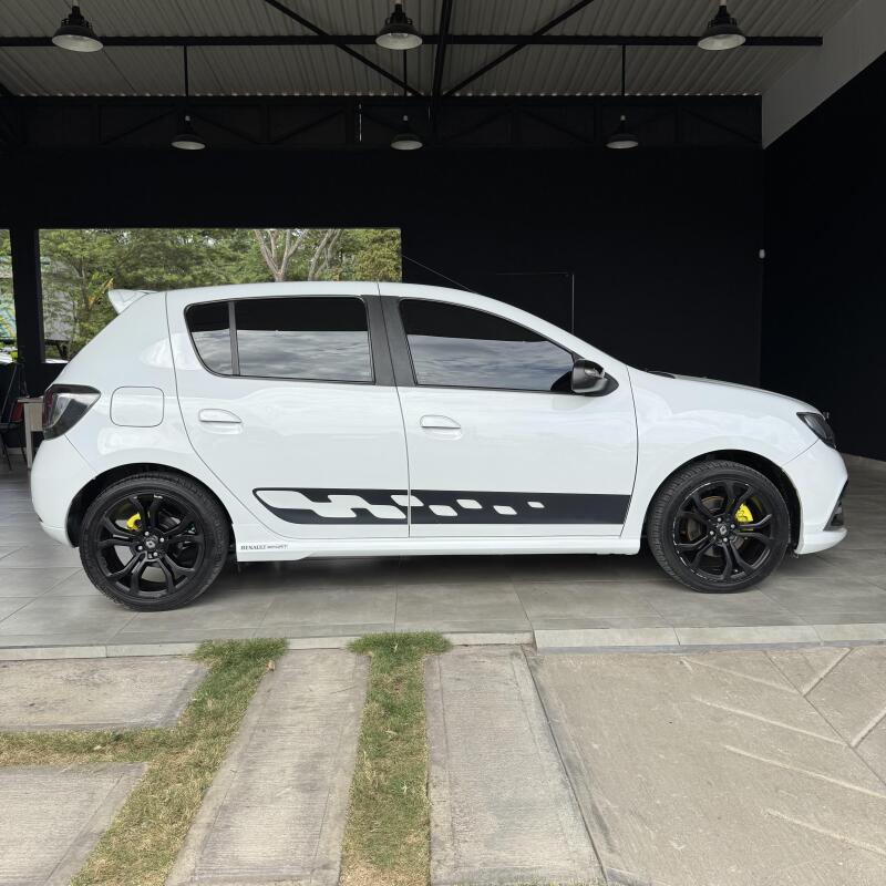 RENAULT SANDERO 2017